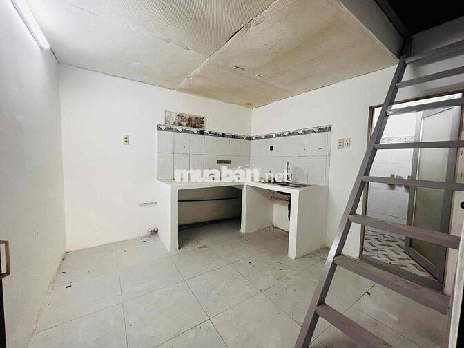 MẶT THUÊ MẶT BẰNG SẦM UẤT GẦN CHỢ HIỆP BÌNH