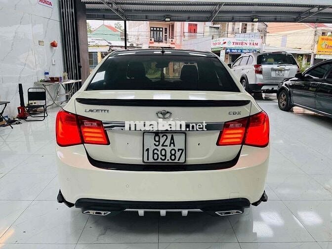 Daewoo Lacetti 2009 CDX 1.6 AT phun đồ chơi