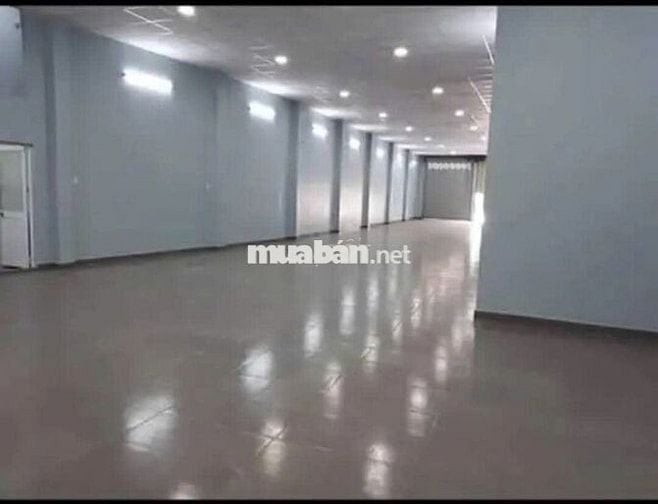 MẶT TIỀN PHỔ QUANG DT 7X30M TRỐNG SUỐT ,NHÀ CẤP 4 CŨ,KINH DOANH TỰ DO