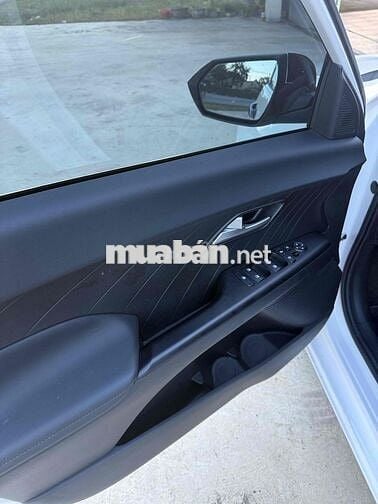 Hyundai Accent cuối 2024 1.5 AT Đặc biệt - 7449 km