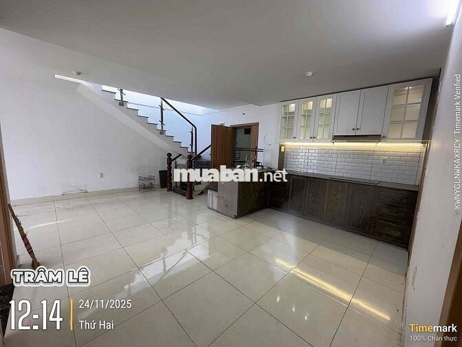 CHO THUÊ CHUNG CƯ FULLHOUSE , 2PN TRỐNG  CÓ SÂN VƯỜN  7 TRIỆU