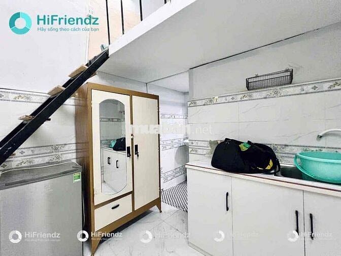 PHÒNG GÁC CAO 2M2 CÓ CỬA SỔ TRỜI ĐÓN NĂNG ĐI BỘ QUA UTH