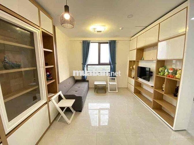 Chỉ 1.95 tỷ ở ngay 2PN Sài Gòn Intela, nhà mới, tặng nội thất