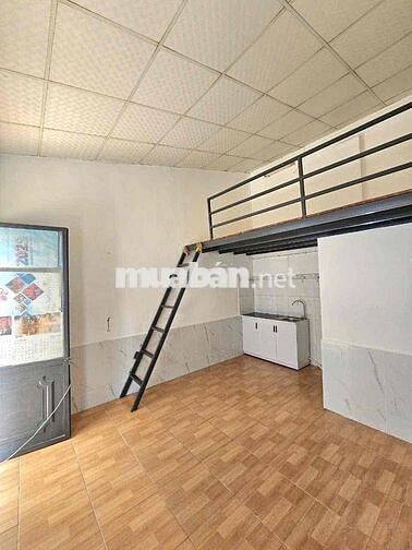 Phòng gác Máy lạnh ở Kha vạn cân, hoàng diệu 2, võ văn ngân, hub, ute