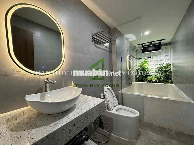 VILLA SÂN VƯỜN SÁT BIỂN - 35 TRIỆU