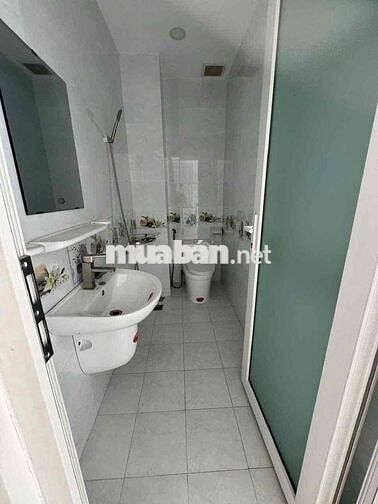 🍀Cho thuê nhà được số 86. Phường 10, Quận 6.