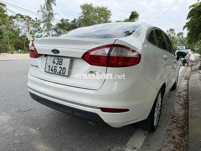 ford fiesta sản xuất 2018 AT titaninum
