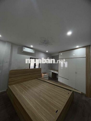 LÔ GÓC 2 MK NHÀ  MÊ LỬNG 2  NGỦ 2WC GẦN CHỢ TRƯỜNG PHƯỜNG CẦU QUAY