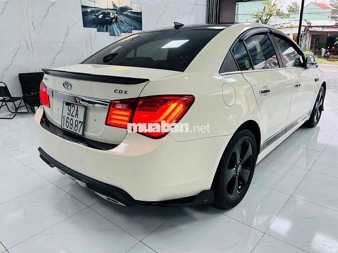 Daewoo Lacetti 2009 CDX 1.6 AT phun đồ chơi