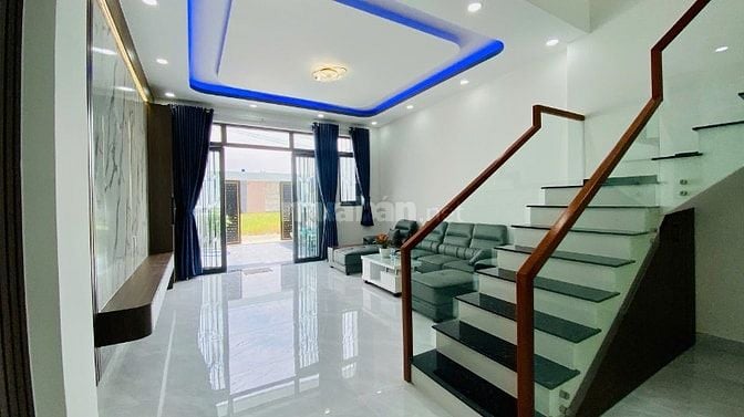 🏡 KẸT TIỀN BÁN NHÀTHU HỒI VỐN 1 TRỆT 1 LẦU SỔ HỒNG RIÊNG 3 TỶ 100TR
