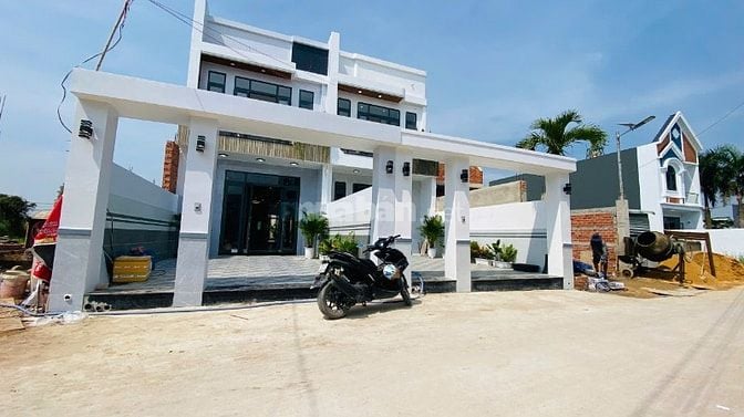🏡 KẸT TIỀN BÁN NHÀTHU HỒI VỐN 1 TRỆT 1 LẦU SỔ HỒNG RIÊNG 3 TỶ 100TR