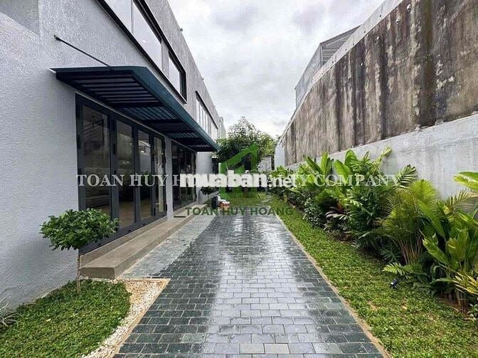 VILLA SÂN VƯỜN SÁT BIỂN - 35 TRIỆU