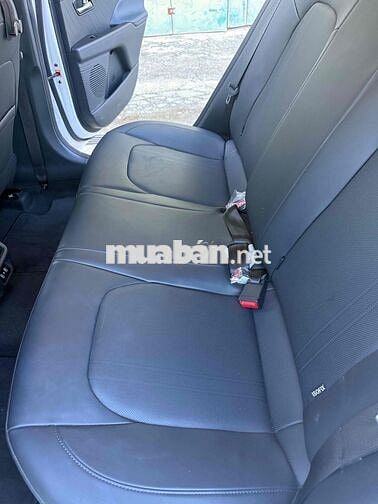 Hyundai Accent cuối 2024 1.5 AT Đặc biệt - 7449 km