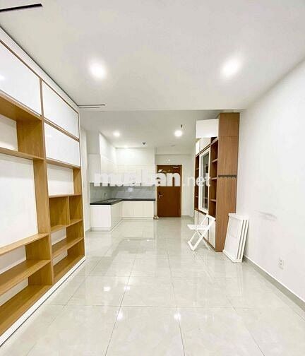 Chỉ 1.95 tỷ ở ngay 2PN Sài Gòn Intela, nhà mới, tặng nội thất