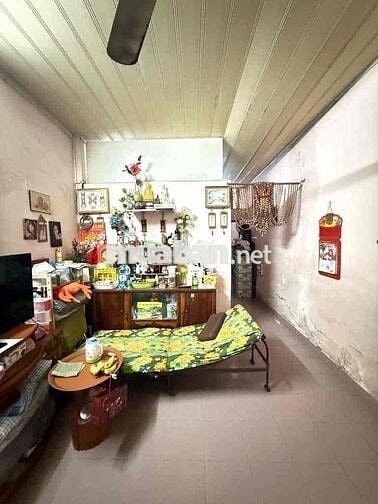 Đường 16 chỗ 46m²  Khu xây 7 tầng  • 3.7m ❌ 14m, nhà cấp 4 2 mặt tho