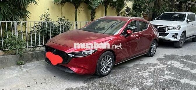 Mazda 3 2024 1.5L Sport Luxury - 14000 km