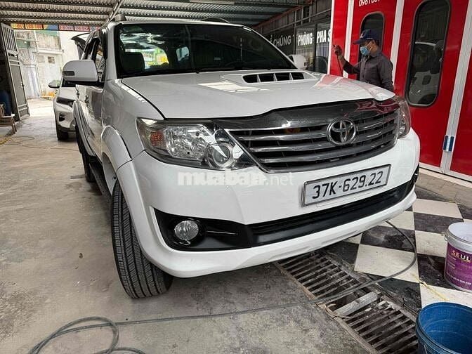Toyota Fortuner 2016 2.4G 4x2 MT - 120000 km