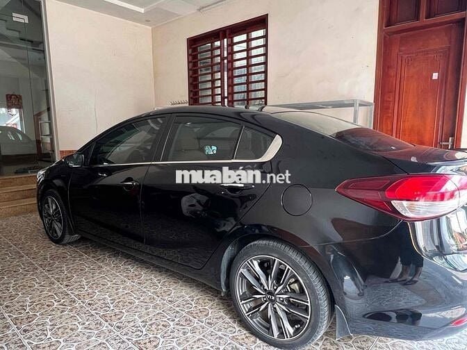 Kia Cerato 2016 2.0 AT - 70000 km