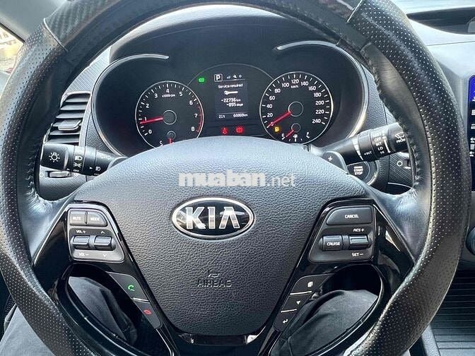 Kia Cerato 2016 2.0 AT - 70000 km