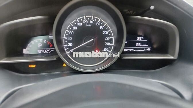 Mazda 3 sản xuất 2018 đi 100 ngàn km xe chính chủ
