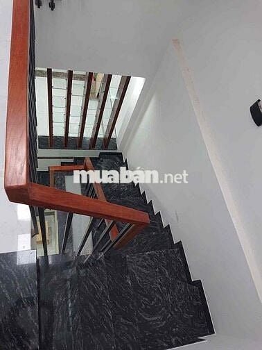 Bán nhà mới ở ngay đường nguyễn hồng đào p14 tân bình 4 phòng ngủ