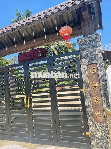 Cần bán nhà vườn diện tích rộng