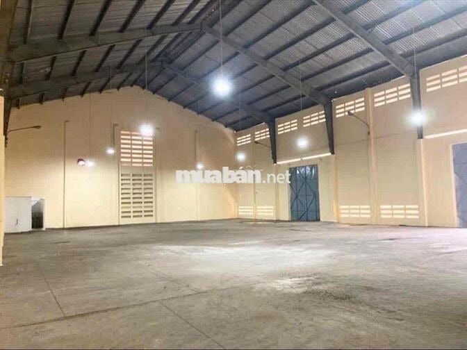 KHO XƯỞNG ĐẸP ( 700m2 ) CONTAINER - TÂN PHÚ