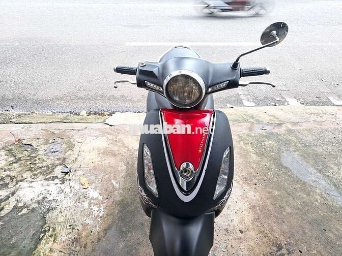 Elizabet 2011..Sạch đẹp..êm ru..bs 59.giấy đầy đủ