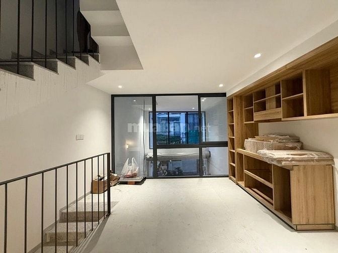 NHÀ MỚI ĐẸP 5PN,4WC – ĐỐI DIỆN CITYLAND, EMART PHAN VĂN TRỊ – 7.9 TỶ