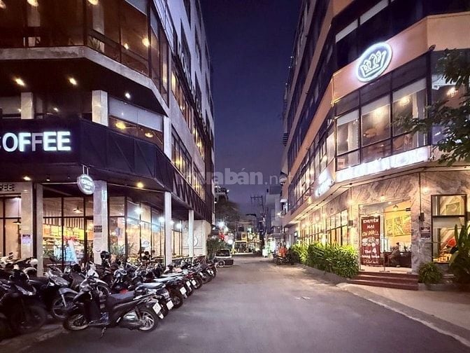 NHÀ MỚI ĐẸP 5PN,4WC – ĐỐI DIỆN CITYLAND, EMART PHAN VĂN TRỊ – 7.9 TỶ