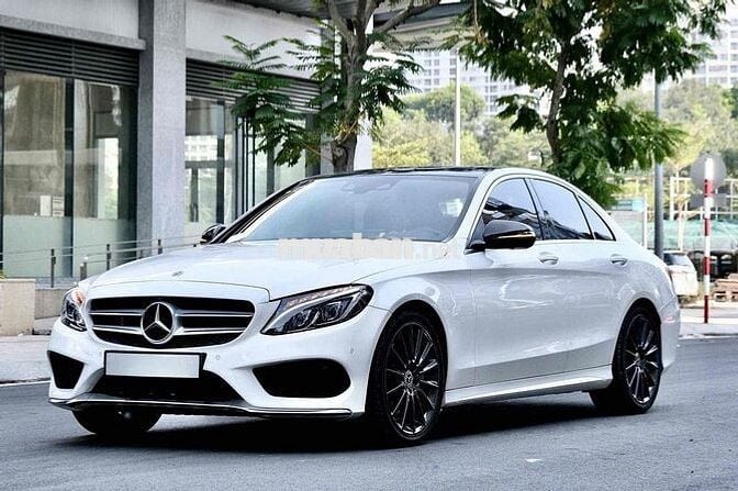 Mercedes-Benz C-Class C300 AMG 2017 Trắng