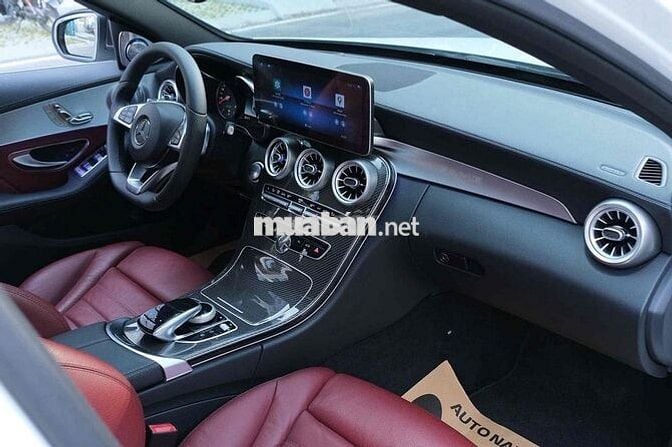 Mercedes-Benz C-Class C300 AMG 2017 Trắng
