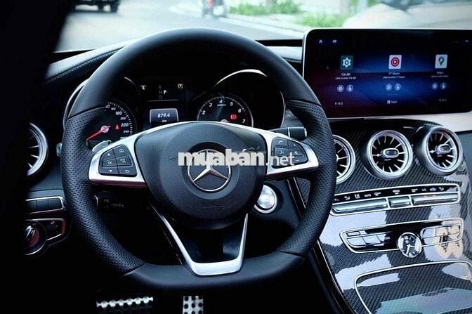 Mercedes-Benz C-Class C300 AMG 2017 Trắng