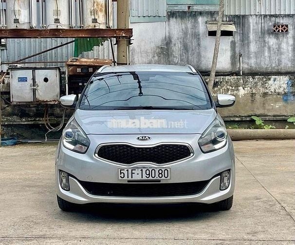 Kia Rondo Bạc 7 chỗ Số tự động
