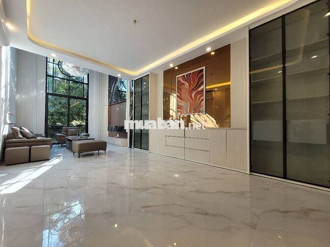 LONG BIÊN-PHÂN LÔ-VỈA HÈ -Ô TÔ TRÁNH -7 TẦNG THANG MÁ - FULL NỘI THẤT