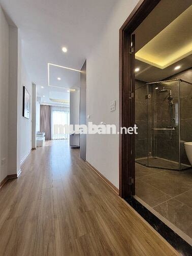 LONG BIÊN-PHÂN LÔ-VỈA HÈ -Ô TÔ TRÁNH -7 TẦNG THANG MÁ - FULL NỘI THẤT