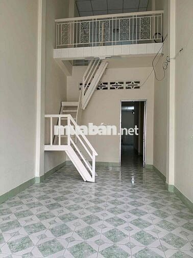 Nhà ngay trung tâm không có nhu cầu nên bán rẻ 1tỷ 3