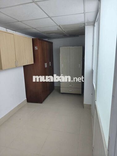 Cho thuê nhà nguyên căn gần chợ Tân Quy có 2 máy lạnh trống sẵn