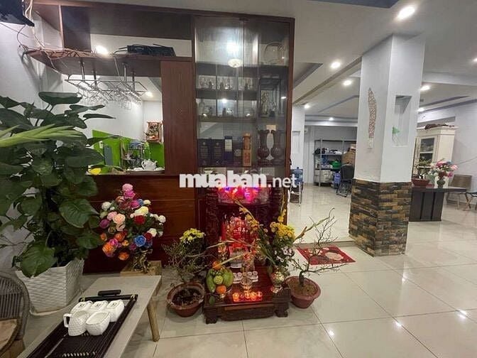 🪷Nhà đẹp 3 tầng B.án Gấp-108m2🪙8,2TY.Hẻm xe tải  ngay Phùng Tá Chu