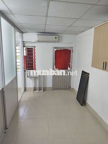 Cho thuê nhà nguyên căn gần chợ Tân Quy có 2 máy lạnh trống sẵn