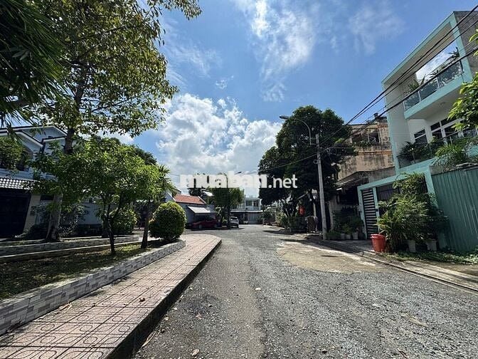 Bán đất view công viên 9.6 tỷ DT 101m2 5x20m khu Him Lam Trường Thọ