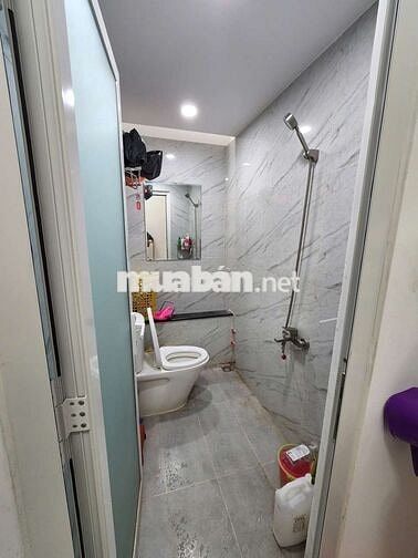 Nguyên căn hẻm xe tải thang máy 450kg