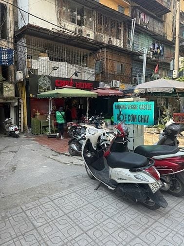 CHÍNH CHỦ CẦN BÁN TẬP THỂ TẦNG 1 MẶT PHỐ NGỌC KHÁNH 