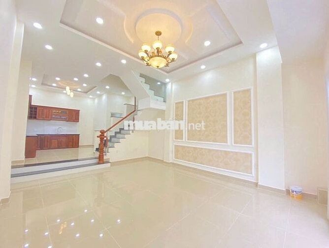 Cho thuê nhà MT 380A Nguyễn Tri Phương, Phường 4, Quận 10.