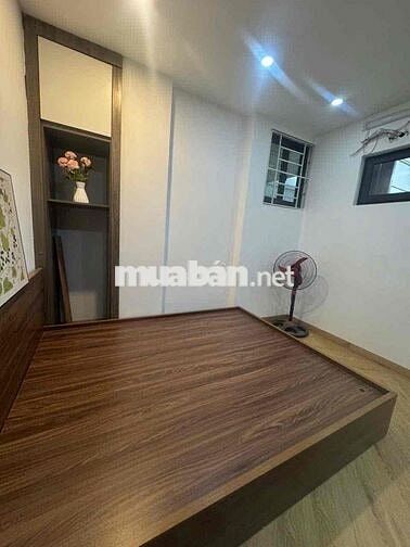 Bán CCMN Mới Thoáng Đẹp - Hào Nam, Cát Linh Ga Tầu Điện