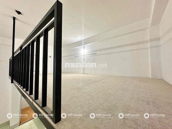 Phòng gác cửa sổ trời mới xây gần Aeon Tân Phú, ĐH Công Thương