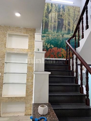 Cho thuê nhà mặt tiền chính chủ nguyên căn vào ở liền kinh doanh tốt 