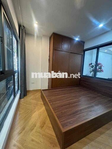 Bán CCMN Mới Thoáng Đẹp - Hào Nam, Cát Linh Ga Tầu Điện