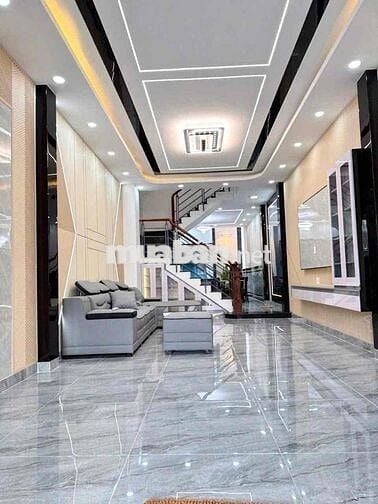 KHU VỰC AN NINH TRUNG TÂM - Ô TÔ ĐẬU TRƯỚC CỬA - NGUYỄN DUY PHƯƠNG