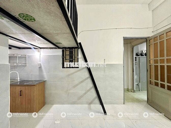 Phòng gác cửa sổ trời mới xây gần Aeon Tân Phú, ĐH Công Thương